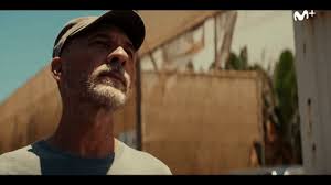 Mi vado a vedere non uccidere dei boom :bye Ce Posta Per Te Gifs Get The Best Gif On Giphy