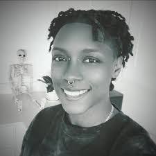 Terrell Pugh's Instagram, Twitter & Facebook