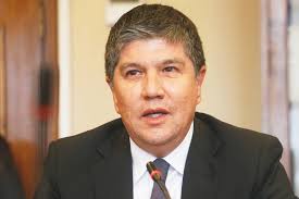 Encuentran con vida a adulto mayor de 70 años que desapareció tras salir a  buscar digüeñes en Curanilahue