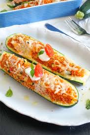 Vegetarisch Gefullte Zucchini Mit Mediterranem Cous Cous Fitness Rezept Gefullte Zucchini Vegetarisch Gefullte Zucchini Vegetarisch
