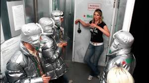 Order a smooth draught from the frozen column. Heineken Extra Cold Experience Aram Leeuw