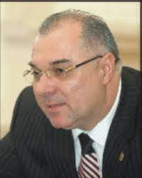 Pentru a se feri pe viitor de marius marinescu, senatorii planuiesc sa cheme spp senatorul culturist marius marinescu, ales pe listele pd, recidiveaza. Demnitarii La Un Pas SÄƒ PiardÄƒ Locurile Din Aga Si Ca 08 03 2007 Bursa Ro