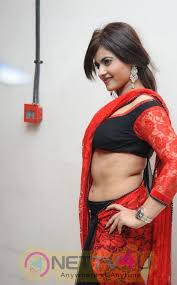 Telugu bulletin's exclusive heroines photos of tollywood actors and actresses, bollywood stars, pictures of favourite celebrities, hottest movie stars. Telugu Actress Lezlie Latest Hot Photos In Red Saree Lezlie Galleries Hd Images