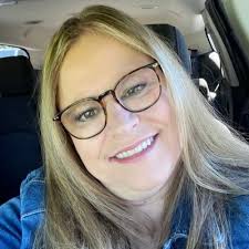 Lisa Teasley (@TeasleyLisa)