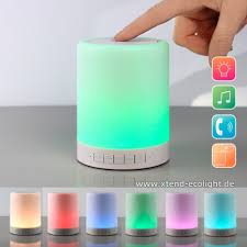 Sie beinhaltet in ihrem gehäuse einen lautsprecher, der per bluetooth angesprochen wird. Xtend Led Touch Lampe Mit Lautsprechersystem Mit Bluetooth Und Rgb Farbauswahl Inkl Usb Ladekabel