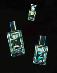 Allow the liquid to sit for a day, and then clean the glass with a nylon scrub pad. Blog The Local Artisan Guide