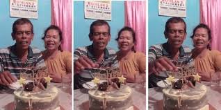 We did not find results for: Anak Beri Kado Ulang Tahun Ayah Hiasan Kue Tak Terduga Isinya Gulungan Berharga Merdeka Com