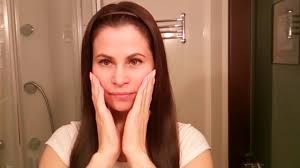 аэробика для кожи и мышц лица кэрол маджио видео Razglazhivaem Nosogubku Gimnastika Dlya Lica S Irinoj Milkinoj Mirror Selfie Selfie Scenes