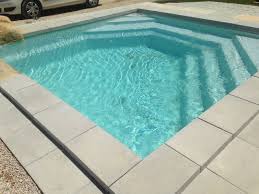 Piscine Carree De 4 06m X 4 06m Coque Polyester A Fond Plat Celestine 4 Alliance Piscines Alliance Piscines