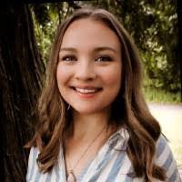 Tamara Sanford's Instagram, Twitter & Facebook