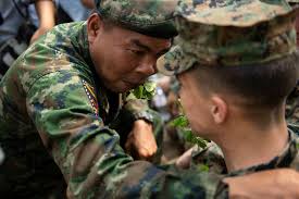 Royal Thai and U.S. Marines get their protein during
