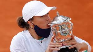 Born 31 may 2001) is a polish professional tennis player. Profil Iga Swiatek Petenis Remaja Juara French Open Yang Memiliki Sosok Unik Sport Tempo Co