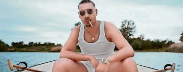 Apache 207 ist ein rapper der mit seinen liedern mehr als bekannt ist. Neues Album Von Apache 207 Mama Ich Hab S Geschafft Kultur Tagesspiegel