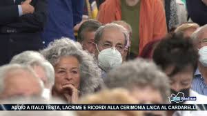 Addio a Italo Testa, lacrime e ricordi alla cerimonia laica al Cardarelli