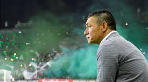 • nacho ambriz consiguió su primer título de liga en méxico, luego de un gran trabajo en 2020, con lo que ahora sus metas son dirigir en europa y a la selección nacional. Internan A Nacho Ambriz Por Complicaciones De Covid 19 Proceso