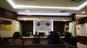 Dapatkan surat pengesahan daripada syarikat yang menganjurkan kursus praperkahwinan yang telah dihadiri. Kuala Lumpur Malaysia Circa Stock Footage Video 100 Royalty Free 6558035 Shutterstock