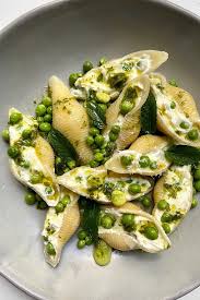Recipe Idea Conchiglioni With Ricotta And Petits Pois In 2020 Eten Desserts Recepten