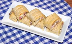 Schinken Frischkase Blatterteigtaschen Rezept Makeitsweet De Rezepte Blatterteigtaschen Fingerfood