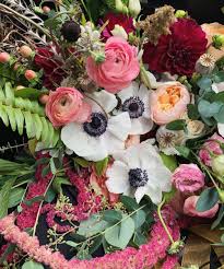 For 60 years, dvflora has been providing wholesale flowers and floral supplies, sourced from around the world, to professional retail florists and event designers. White Anemone Dark Center Anemone Flower Anemone For Sale Anemone Flower Online Wedding Flowers Wholesale Flowers