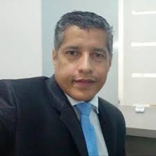 Dr. Fernando Smith 添加了 1 张新照片 — 和...