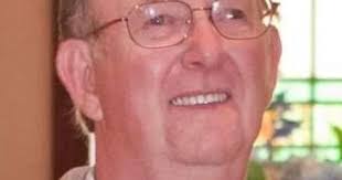 Daniel Ganoe's Instagram, Twitter & Facebook