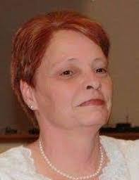 Lisa Gladish's Instagram, Twitter & Facebook