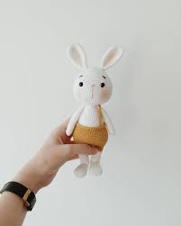 G U N A Y D I N Orerken Yanaklarini Isirmak Istedigim Bir Tarif Yazmis Ipseveranne Kurumsal Hayatin Vermis Oldugu Kisitli Zamand Orgu Amigurumi Tarifler