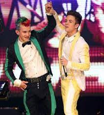 Luca hänni (né le 8 octobre 1994 à berne) est un chanteur suisse, connu pour avoir remporté en 2012 la neuvième saison de deutschland sucht den superstar, version allemande de nouvelle star 1, 2.il représente la suisse au concours eurovision de la chanson 2019 avec la chanson she got me 3, et se classe 4ème. 7 Luca Hanni Ideas Lucas Tank Man Tumblr Boys