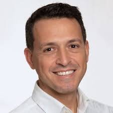 Sarah Pradhan (@volley_doc)