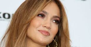 Leslie Scholl, la hermana 'invisible' de Jennifer Lopez que huye de su fama  — Rock&Pop