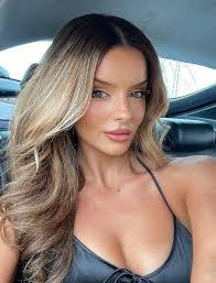 Stacey Mathias's Instagram, Twitter & Facebook