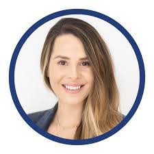 Elaine Garrison's Instagram, Twitter & Facebook