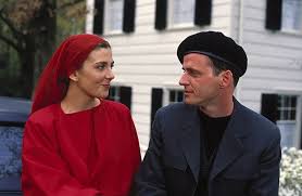 The handmaid's tale в экранизации романа 1990 года «сказка о служанке» (1990) создатели фильма выбрали кейт в качестве своего. 10 Faktov O Seriale Rasskaz Sluzhanki Vpechatleniya Rbk Stil