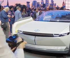Now those vehicles are taking to the roads in various trials around the world, including an autonomous version of hyundai's ioniq. Hyundai Ioniq 5 Der Neue Elektrische Hyundai Ab Mitte 2021 Emoove Net