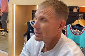 White Chocolate' Jason Williams shares tips to develop slick passing skills 