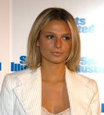 Bridgett Hall's Instagram, Twitter & Facebook