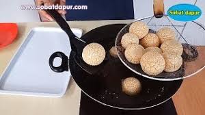 50 gr kentang kukus haluskan. Membedah Resep Onde Onde Kentang Menul Tidak Meletus Youtube