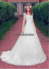 An erster stelle in unserer liste der teuersten brautkleider der welt kleid von rene strauss mit diamanten. Wie Teuer Ist Das Teuerste Brautkleid Damensonnenkleid Strandhochzeit Wo Gunstige Brautkleider Kaufen