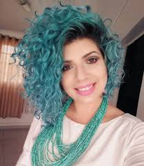 Resultado de imagem para penteados para cabelos cacheados 3a coloridos