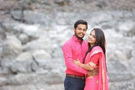 Prewedding Photoshoot Saree Prewedding Photoshoot Couple Photography Poses Pre Wedding Photoshoot
