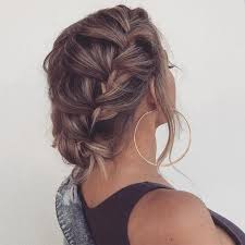With our collection of work hairstyles for long hair, looking your best just got a whole lot easier. 20 Quick And Easy Work Appropriate Hairstyles Diy Ideas