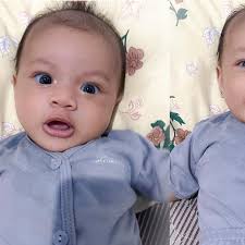 Dear Falguni.. 1 Bulan 23 hari Falguni tumbuh menjadi anak yang baik.  Terimakasih udah ngajarin pupu dan bubu banyak hal. Love you, nak!🤍