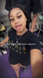 Quincy Summers's Instagram, Twitter & Facebook