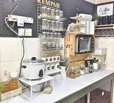 / perabot / tetapkan, almari pakaian, rak /. Cara Susun Perkakas Dapur Tanpa Kabinet Giler Deco
