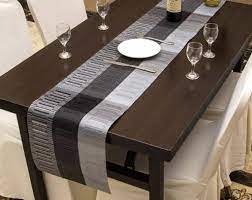 How to use a table runner on your dining room table. Attractive And Modern Dining Table Runner Design Ideas