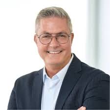 2024 has been a transformative year for me. I started a new job with a  fresh title, relocated to a new office, gained a wonderful set of  coworkers, adapted to a new