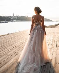 Esty Style Wedding Designer On Instagram Legkoe I Vozdushnoe Vse Tak Kak My Lyubim A Vam Nravitsya Galya Svadebnye Platya Mechty Svadebnye Platya Platya