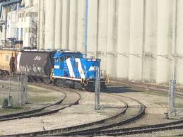 Agt 2605 At Vancouver Waterfront This Alliance Grain Terminal Unit Is A Modern Gen Set Model 1gs 7b 700 Hp Locomotive Bu Train Pictures My Ride Model Railroad