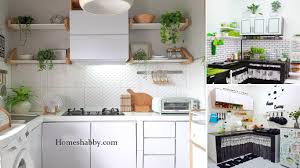 Namun, masalah yang sering terjadi adalah kesulitan untuk mulai dari jenis ruang yang sangat sempit, ruang panjang, ruang bawah tangga, atau dapur di ruang makan. 6 Model Desain Kitchen Set Yang Efisien Cantik Untuk Dapur Trend Tahun Ini Homeshabby Com Design Home Plans Home Decorating And Interior Design