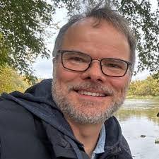 David Malina's Instagram, Twitter & Facebook